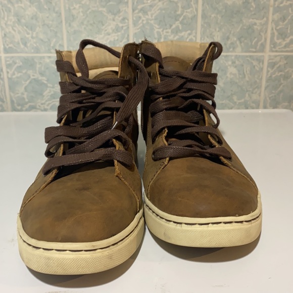 Ugg leather sneakers rustic brown w/ working zip - Picture 7 of 9